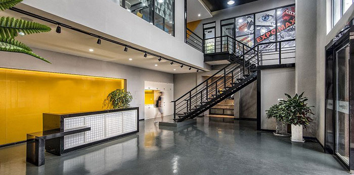 展示器材公司辦公室裝修設計效果圖