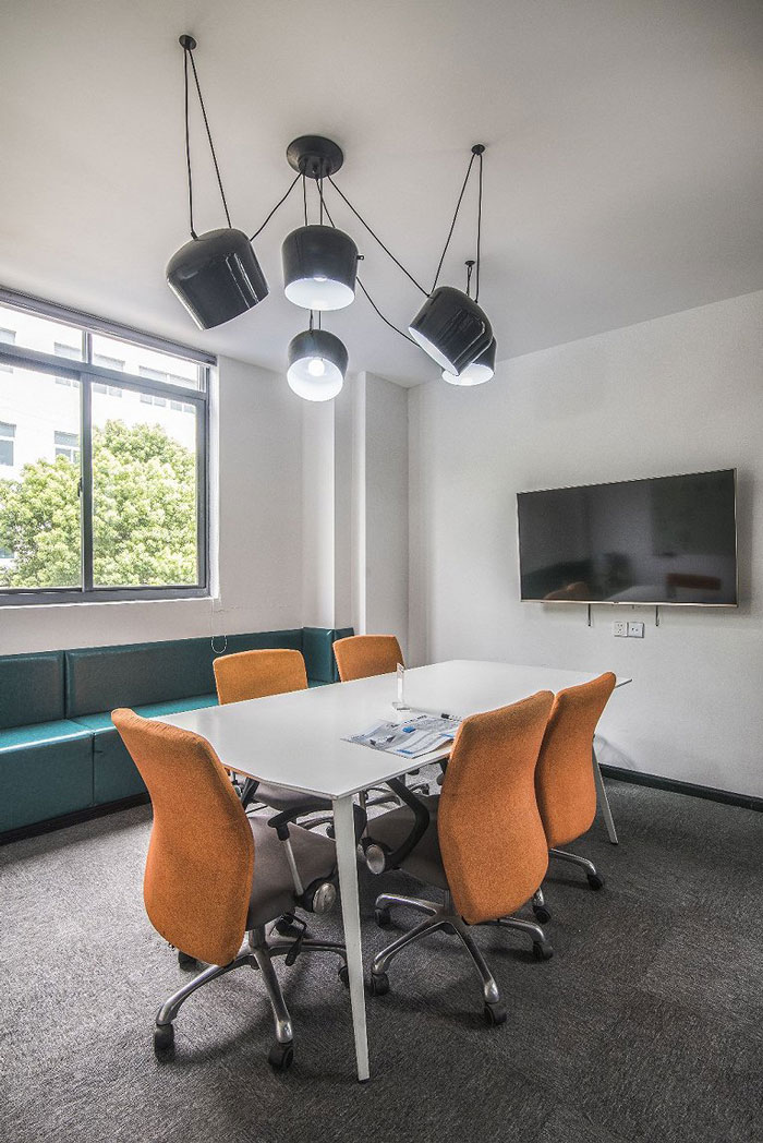 展示器材公司辦公室接待區裝修設計效果圖