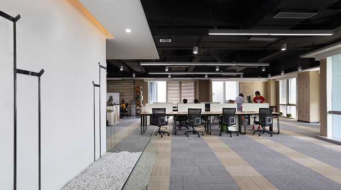 機(jī)電公司辦公室辦公區(qū)裝修設(shè)計實景圖