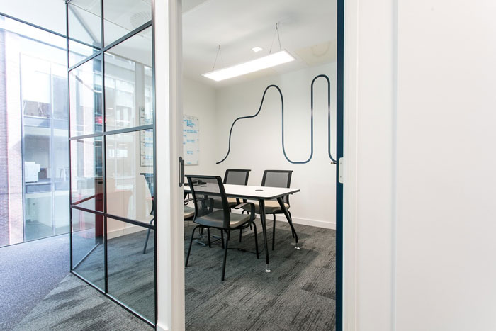 人力資源公司辦公室洽談室裝修設(shè)計效果圖