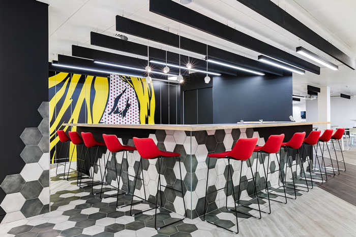 科技公司辦公室吧臺裝修設計效果圖