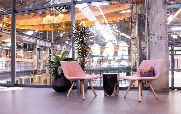 工廠辦公樓二樓休息區(qū)裝修設(shè)計效果圖