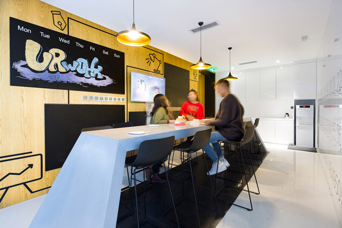 廠房改造辦公室茶水間設(shè)計(jì)效果圖