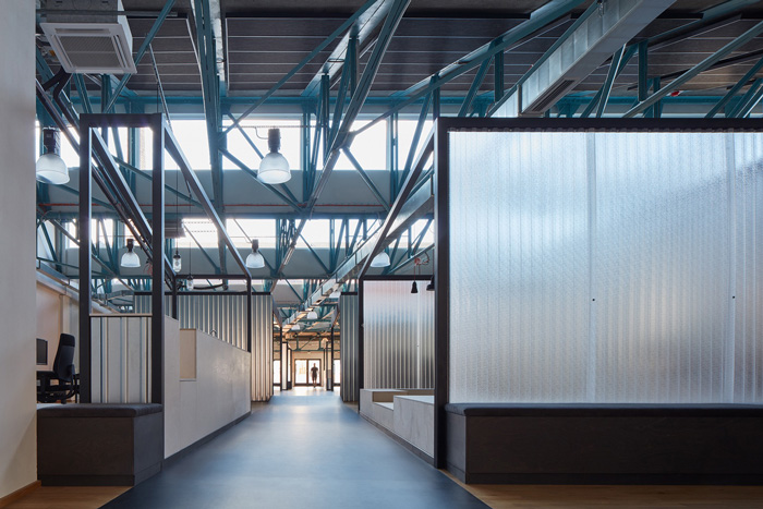 電商企業辦公室過道裝修效果圖