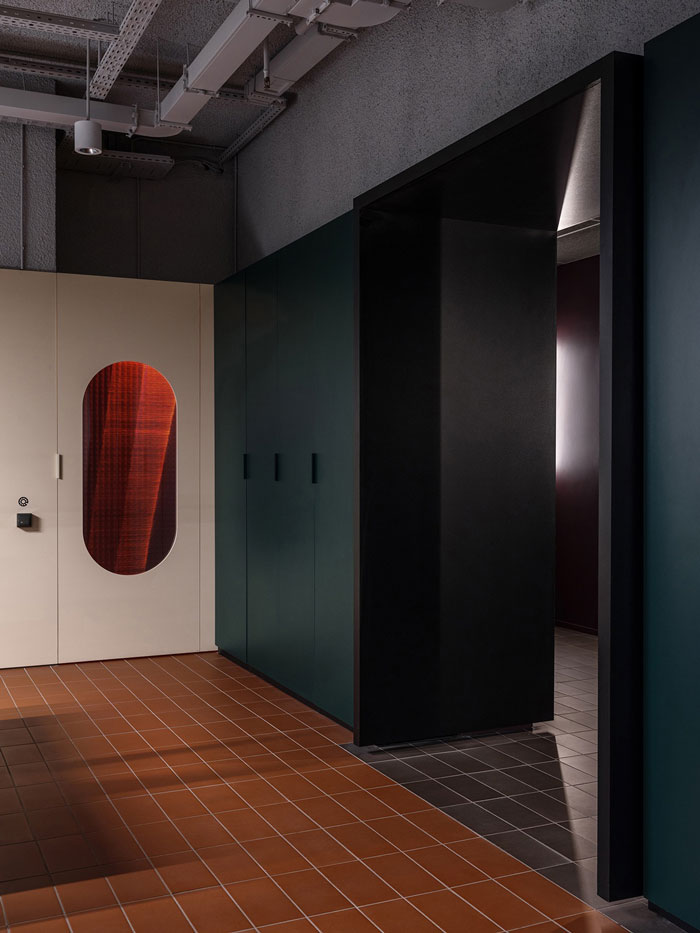 極簡辦公室進門區裝修設計效果圖